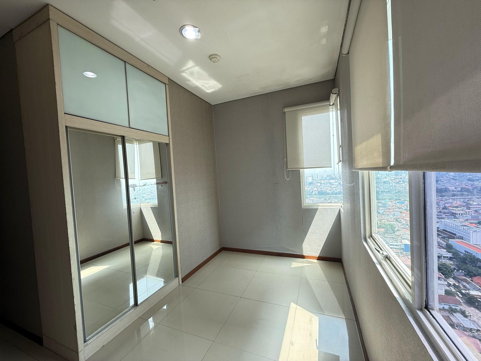 Properti terdaftar untuk dijual atau disewa - Thamrin Residences Apartemen 2br Full Furnished Dijual
